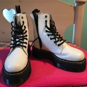 Dr. Martens Jadon white